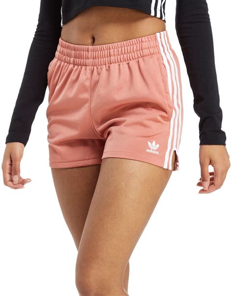 adidas shorts damen kurz|adidas originals shorts women.